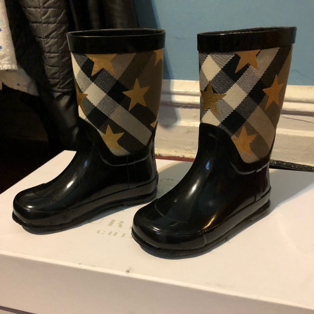 Burberry Toddler Rainboots Sz 25